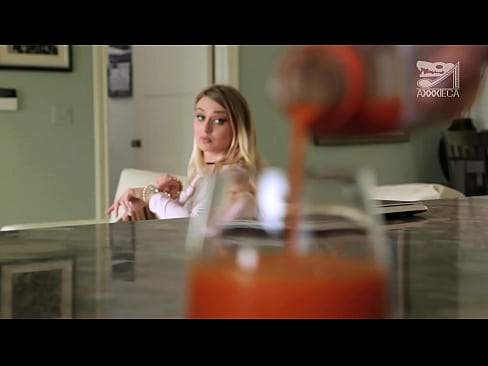 ❤️ Warm meisie met groot tiete en stywe poes kry pik van verloorder, maar baie hard ❌ Porno vk by ons ☑