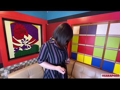 ❤️ Japanese cutie met groot tiete masturbeer met seksspeelgoed en kry 'n orgasme. Sy praat in 'n onderhoud oor haar fokken ervaring. Groot tiete en harige poes wat hard kreun. Osakaporn ❌ Porno vk by ons ☑